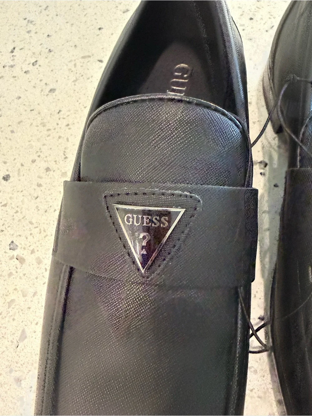 New GUESS Men's Black Textured Slip-On Loafers
